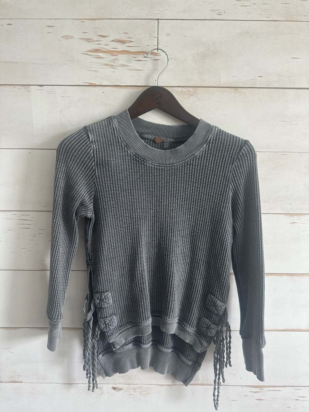 Free People - Picture 3 of 6